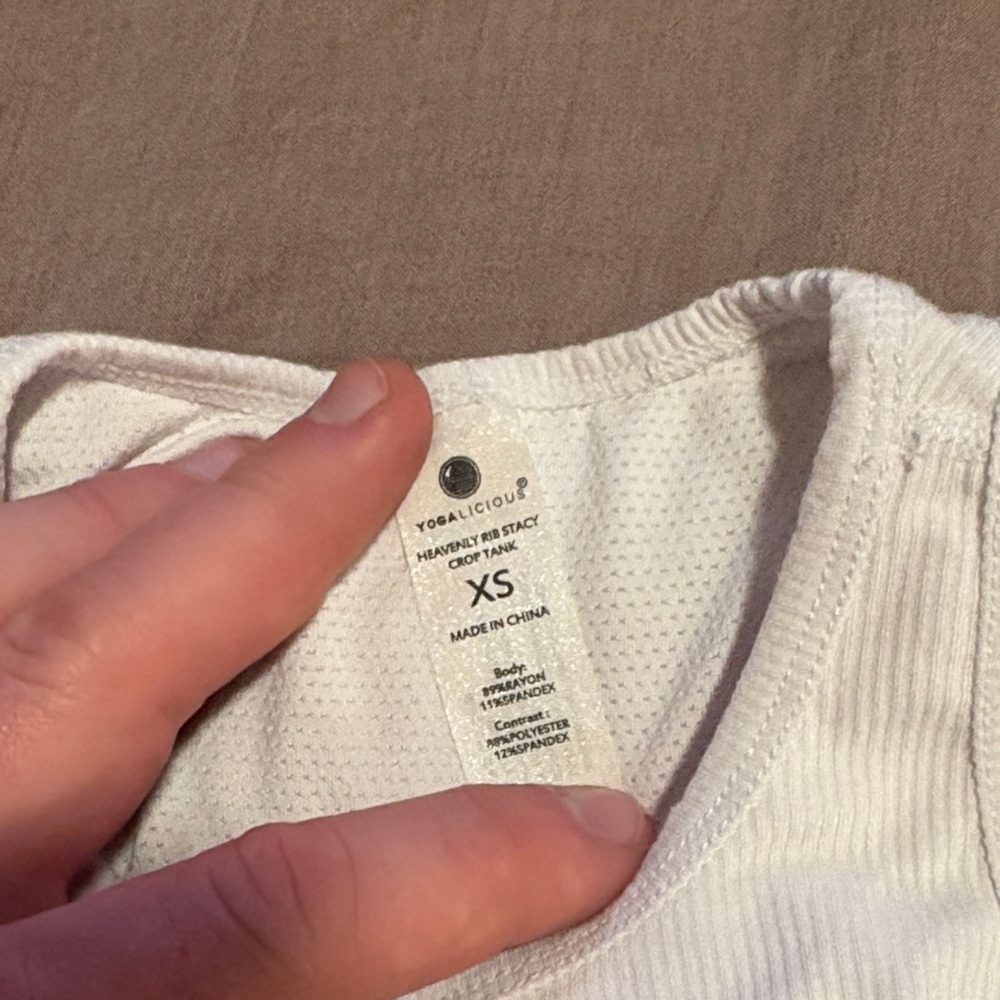 Yogalicious White Ribbed Tank - Picture 2 of 3